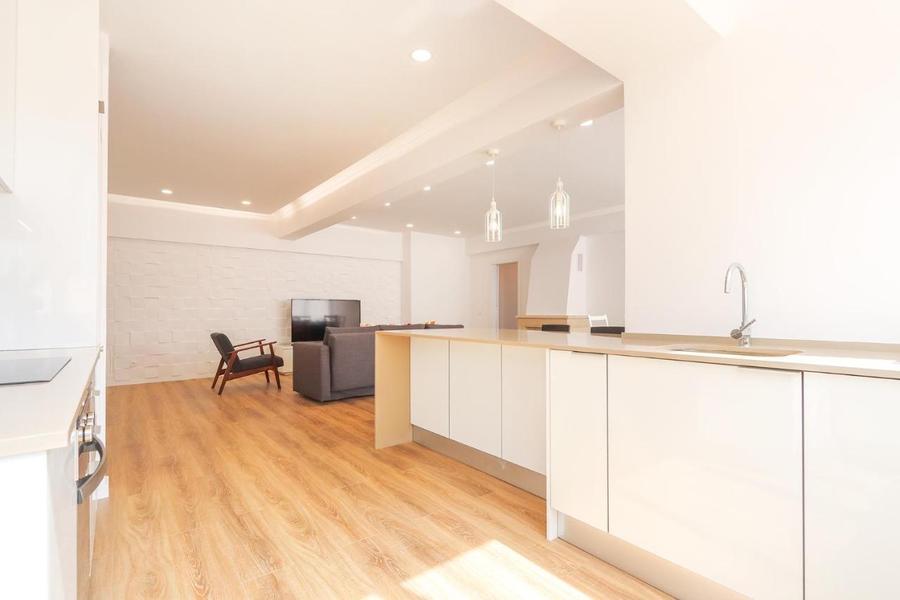Vita Portucale ! Costa Da Caparica Sunny Design Apartment Eksteriør billede