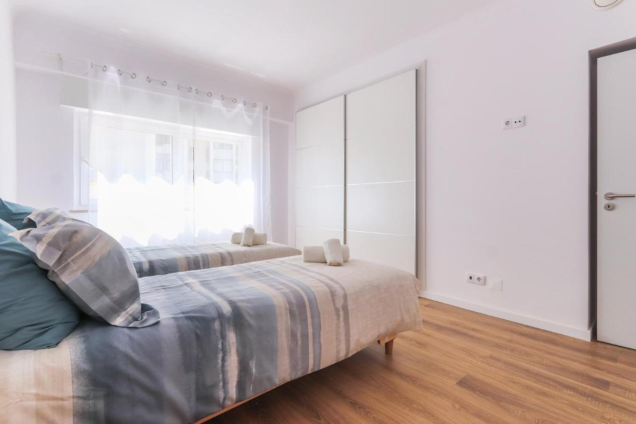 Vita Portucale ! Costa Da Caparica Sunny Design Apartment Eksteriør billede