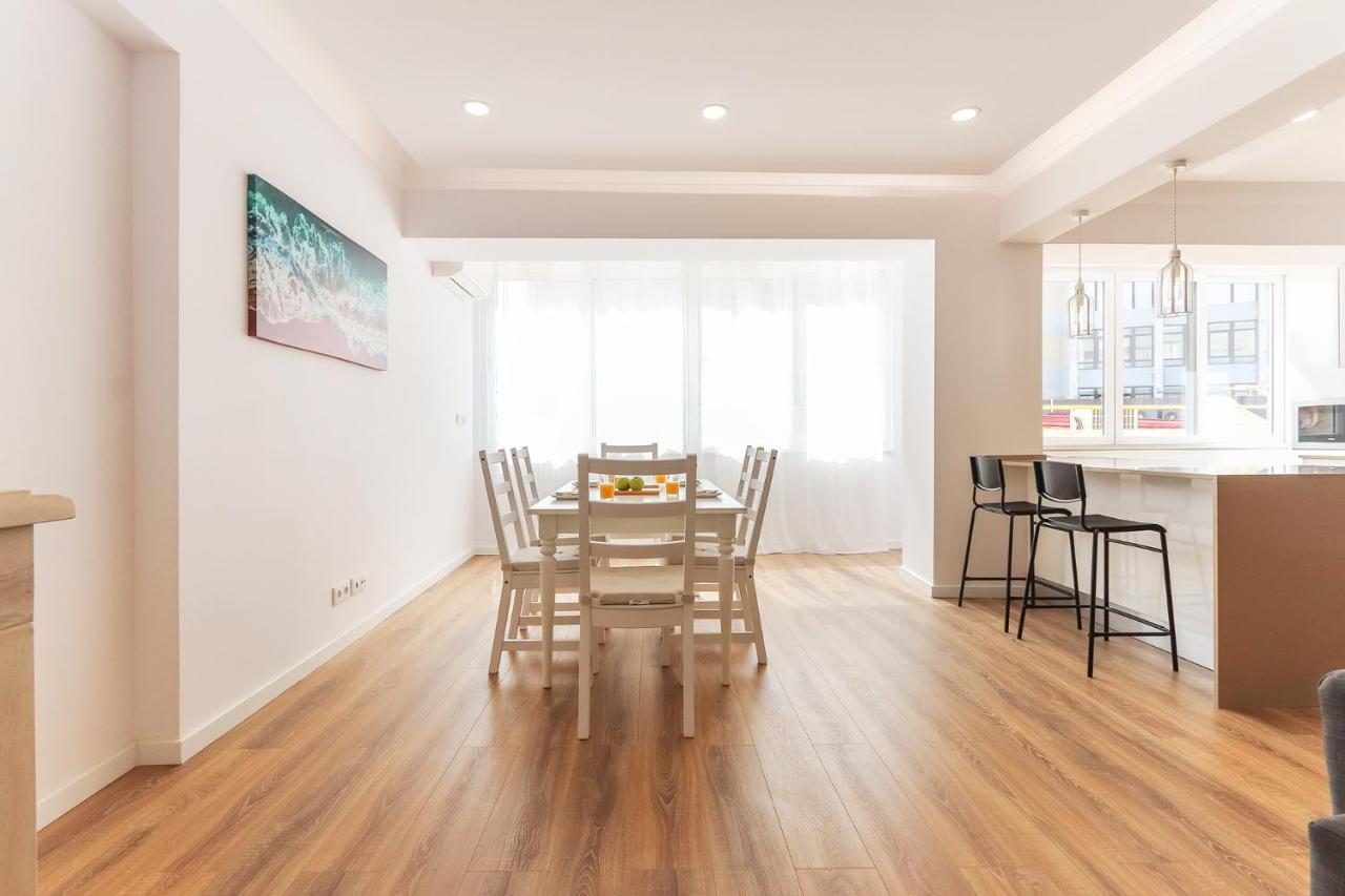 Vita Portucale ! Costa Da Caparica Sunny Design Apartment Eksteriør billede
