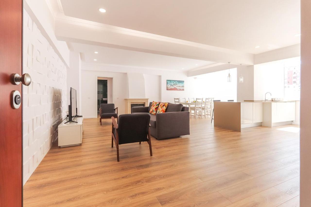 Vita Portucale ! Costa Da Caparica Sunny Design Apartment Eksteriør billede