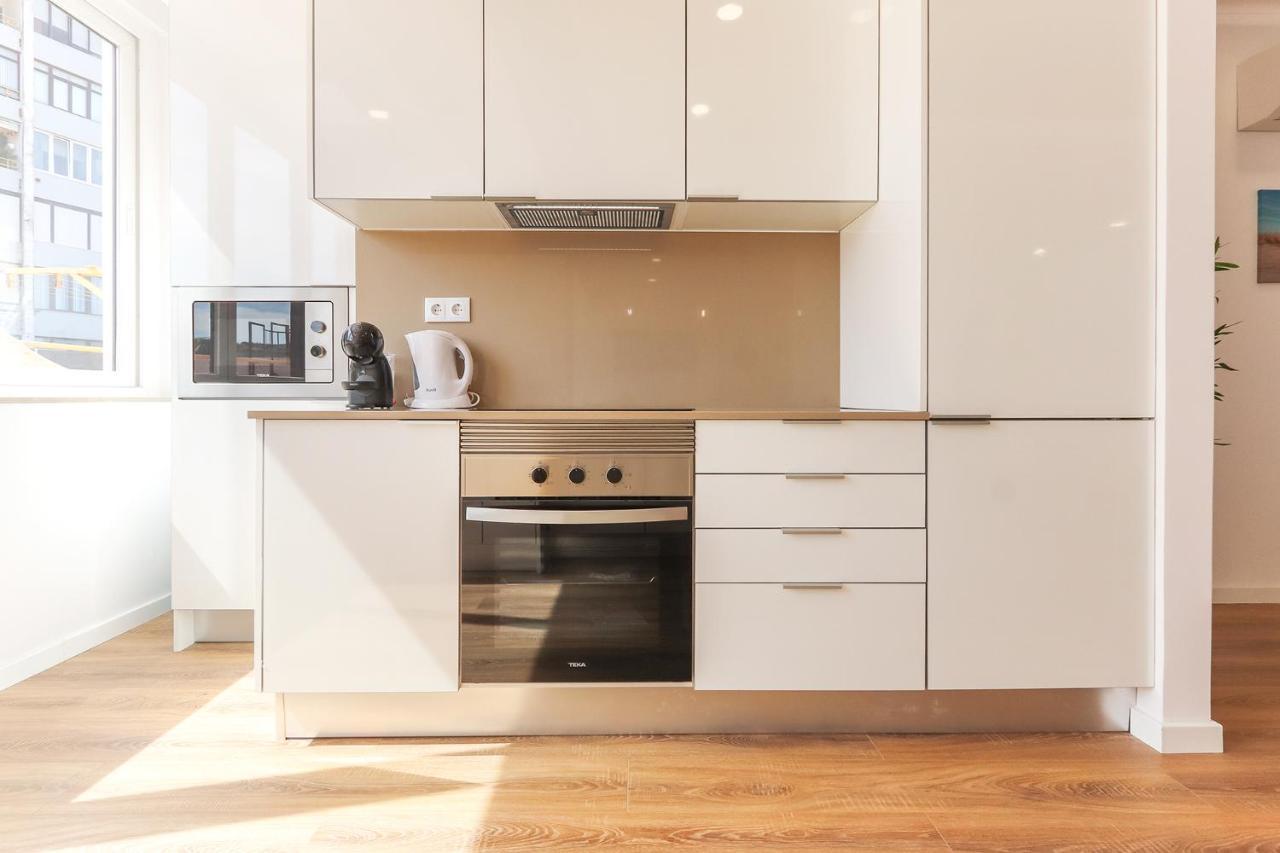 Vita Portucale ! Costa Da Caparica Sunny Design Apartment Eksteriør billede